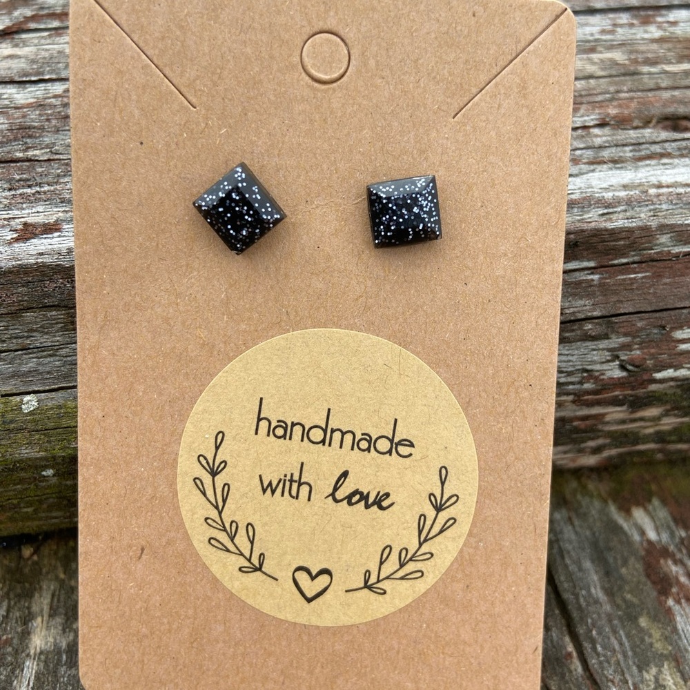 💋2/$10💋 Black Beauty Handmade Resin Earrings